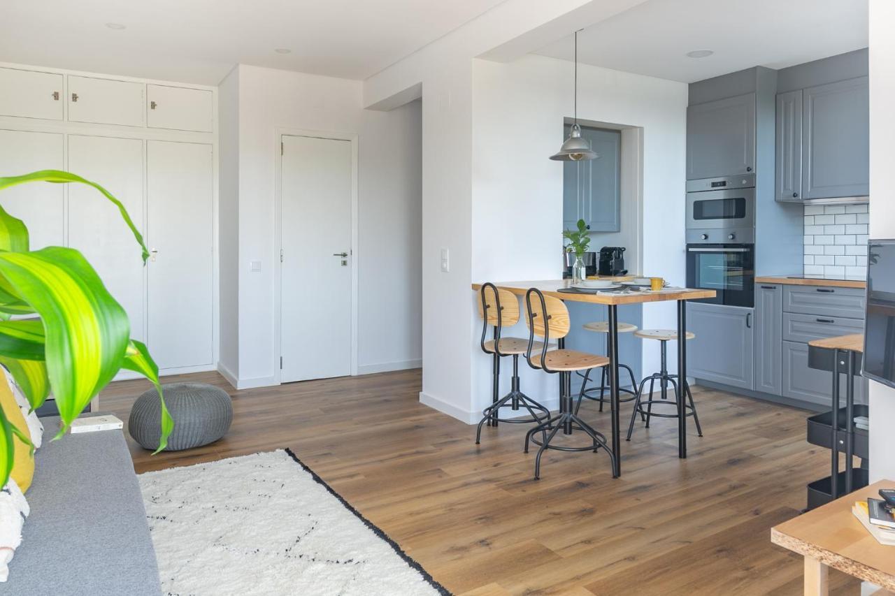Spacious Apt Campo D'Ourique With Ac Lisboa Eksteriør bilde