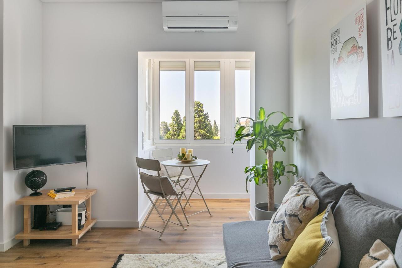 Spacious Apt Campo D'Ourique With Ac Lisboa Eksteriør bilde