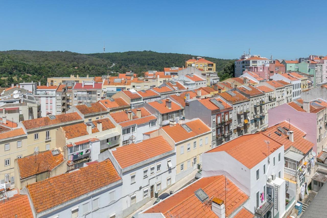 Spacious Apt Campo D'Ourique With Ac Lisboa Eksteriør bilde