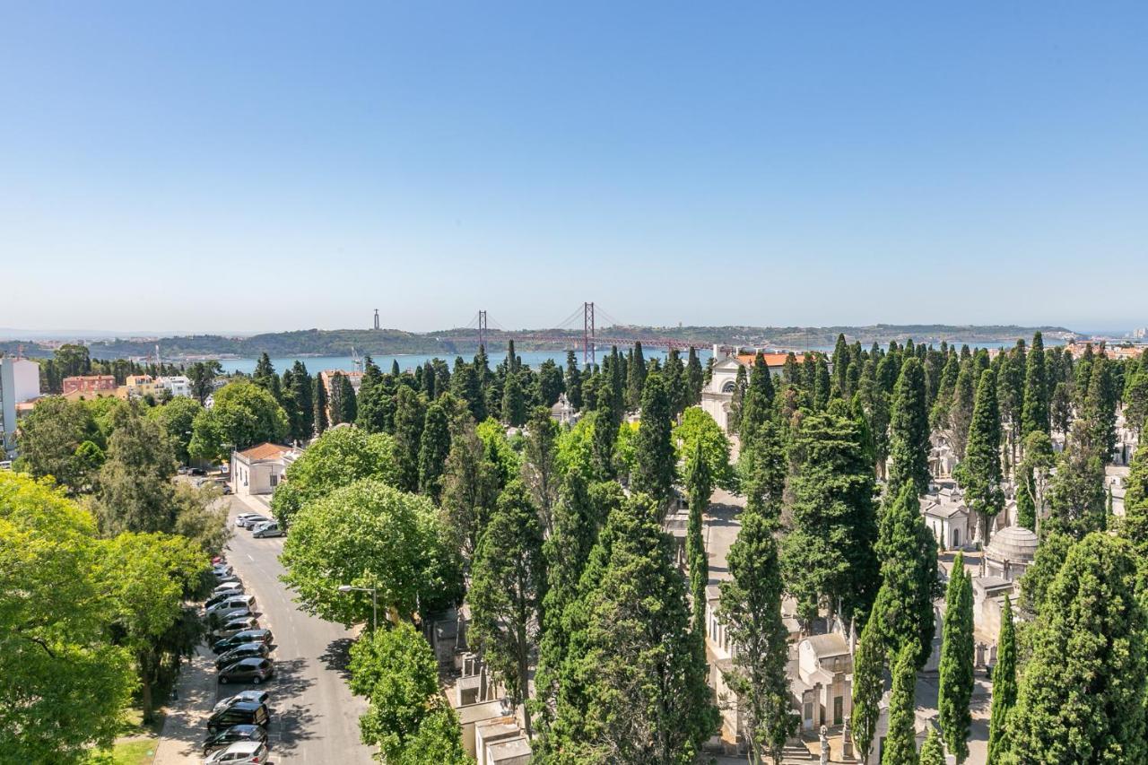 Spacious Apt Campo D'Ourique With Ac Lisboa Eksteriør bilde